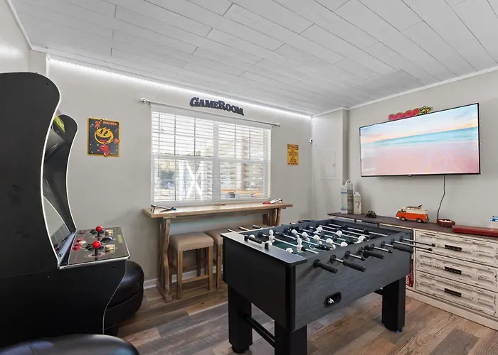 Our Serenity Now With Private Pickleball & Pool