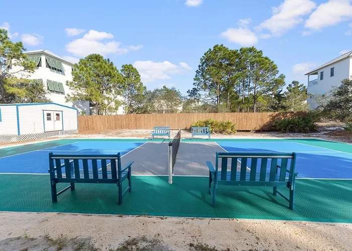 Our Serenity Now With Private Pickleball & Pool *