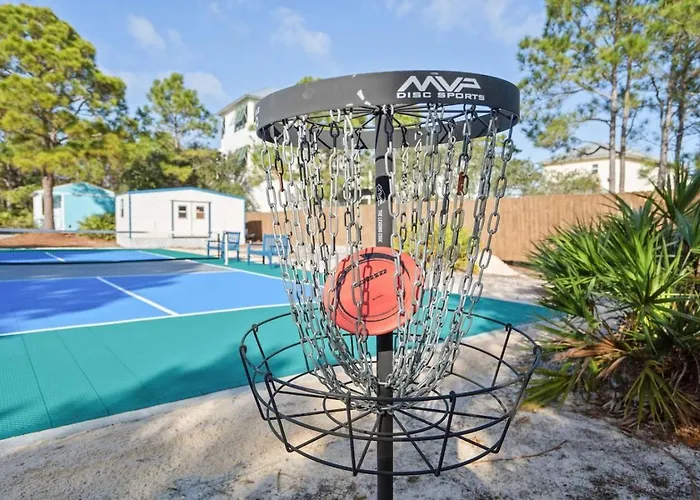 Our Serenity Now With Private Pickleball & Pool *