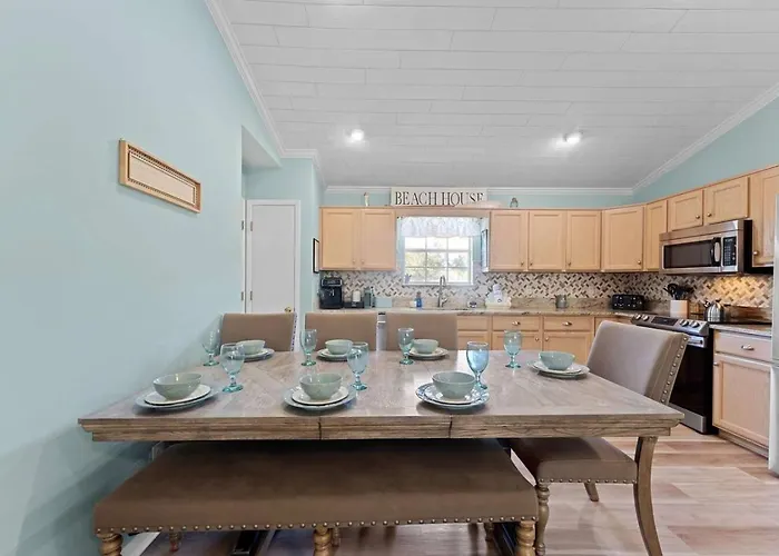 Our Serenity Now With Private Pickleball & Pool